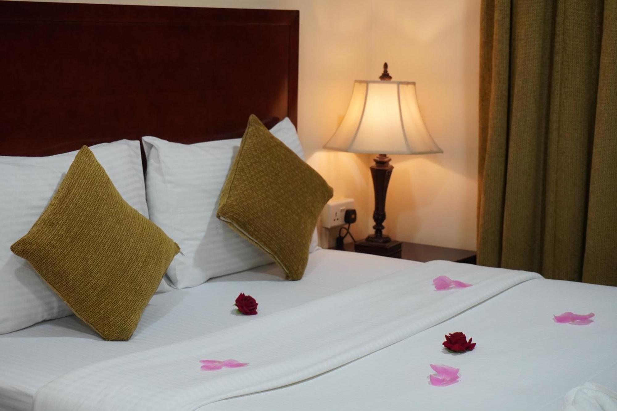 Onyx Hotel Apartments - Maha Hospitality Group 아지만 외부 사진