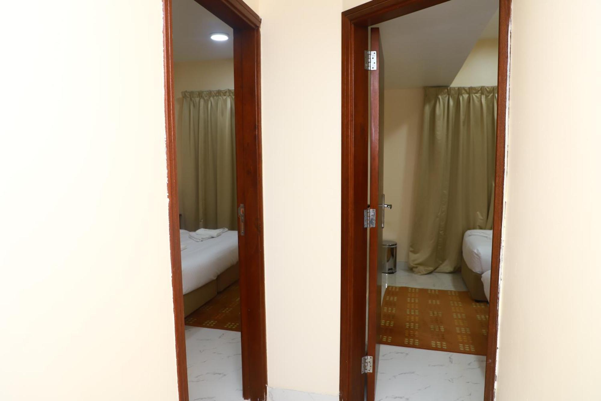 Onyx Hotel Apartments - Maha Hospitality Group 아지만 외부 사진